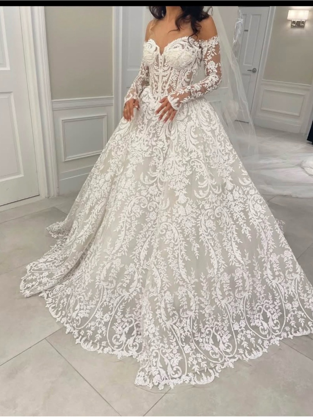 Pnina Tornai White Lace Off-Shoulder Ball Gown